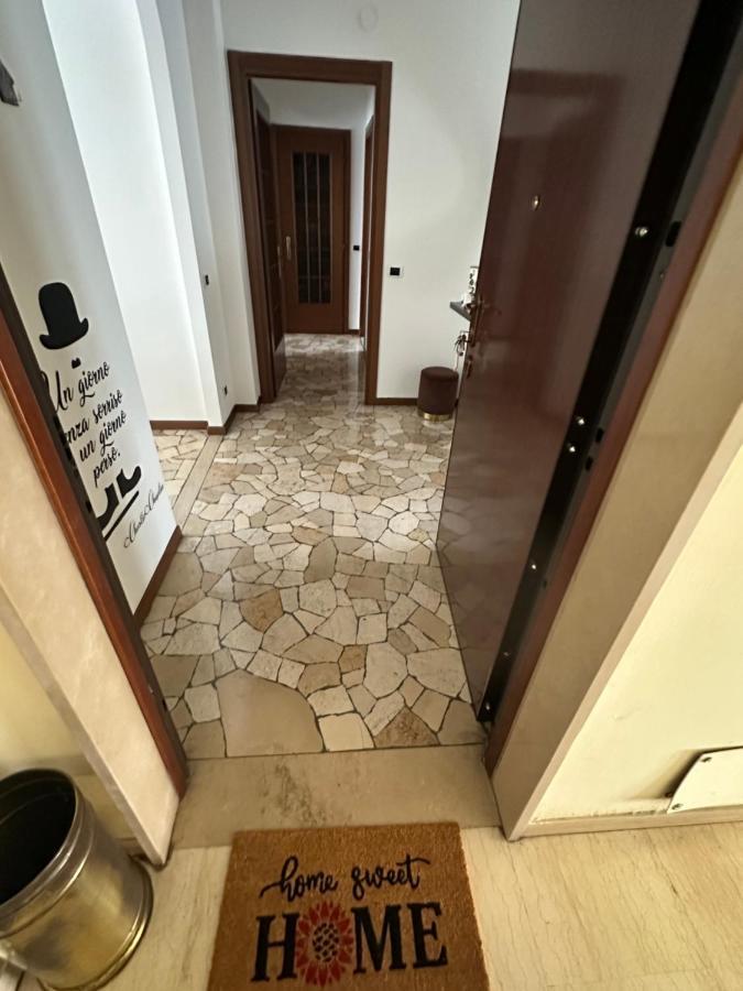 Orchidea Apartment Lecco Eksteriør bilde